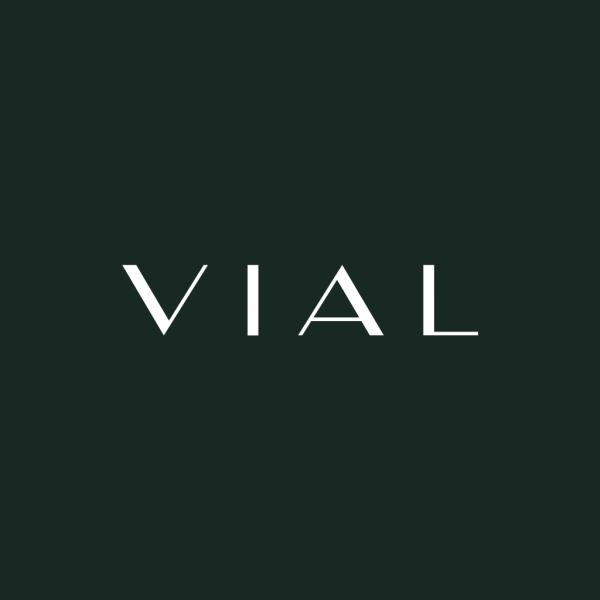 600×600-vial_logo_bg-grün_Zeichenfläche 1